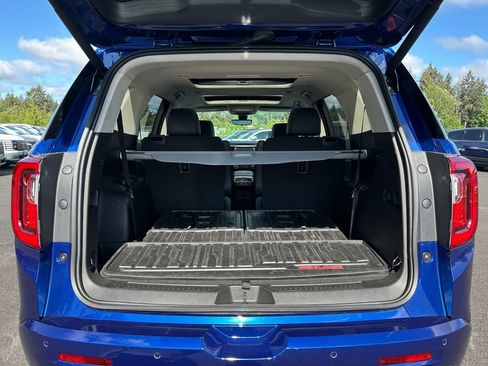 Used 2023 GMC Acadia Denali w/ Denali Ultimate Package AWD/4WD image 27