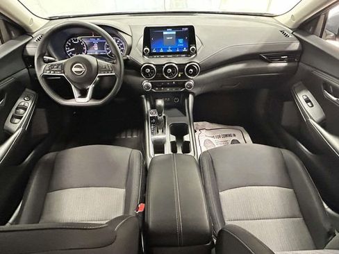 New 2025 Nissan Sentra SV FWD image 10