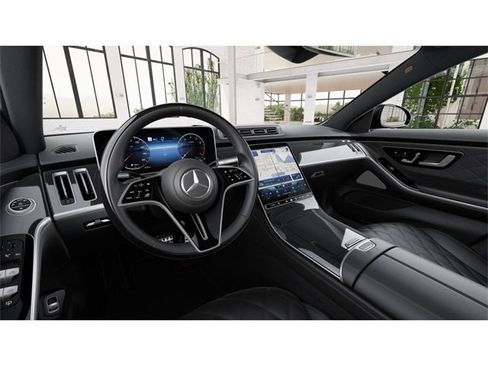 New 2025 Mercedes-Benz S 580 4MATIC Sedan image 3