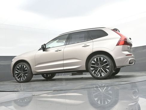 New 2026 Volvo XC60 B5 Ultra w/ Protection Package Premier AWD/4WD image 31