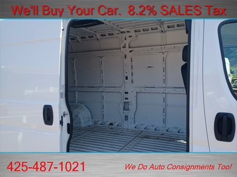 Used 2025 RAM ProMaster 2500 w/ Convenience Group FWD image 17