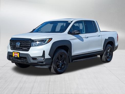 Used 2021 Honda Ridgeline Black Edition image 3