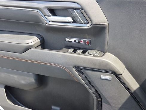 Used 2022 GMC Sierra 1500 AT4 w/ AT4 Premium Package AWD/4WD image 30