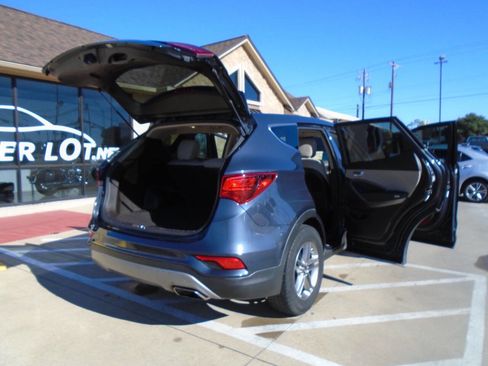 Used 2017 Hyundai Santa Fe Sport image 22