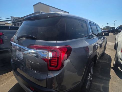 Used 2020 GMC Acadia SLE w/ Trailering Package FWD image 4