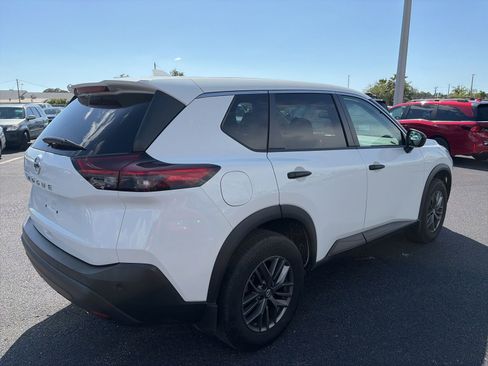 Used 2021 Nissan Rogue S FWD image 7