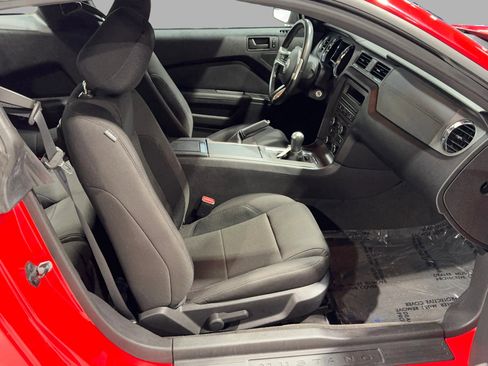 Used 2013 Ford Mustang Coupe image 19