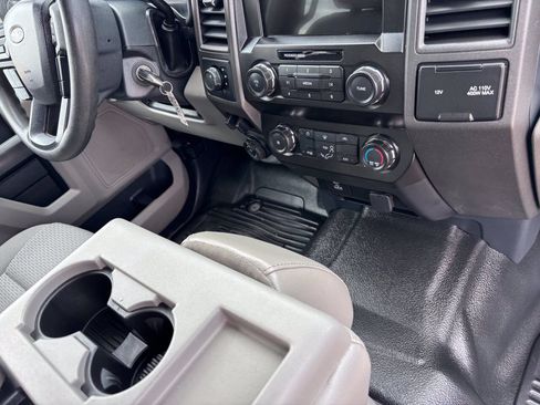 Used 2022 Ford F350 XL w/ STX Appearance Package AWD/4WD image 11
