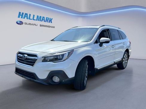Used 2019 Subaru Outback 3.6R Touring AWD/4WD image 5