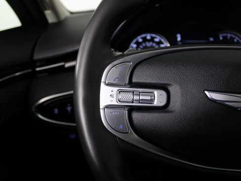 Used 2025 Genesis GV70 2.5T image 16