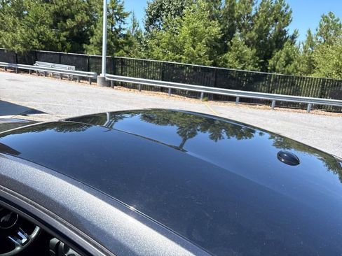 Used 2018 Ford Mustang GT w/ Equipment Group 301A RWD image 11