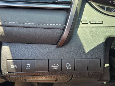 Used 2021 Toyota Camry SE w/ Convenience Package FWD image 22