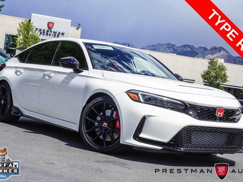 Used 2025 Honda Civic Type R image 1