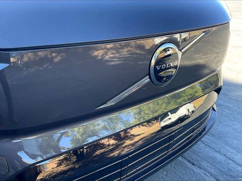 New 2025 Volvo EX90 Ultra w/ Protection Package Premier image 34