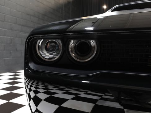 Used 2018 Dodge Challenger SRT Demon RWD image 15