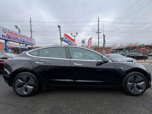 Used 2019 Tesla Model 3 Standard Range Plus image 17