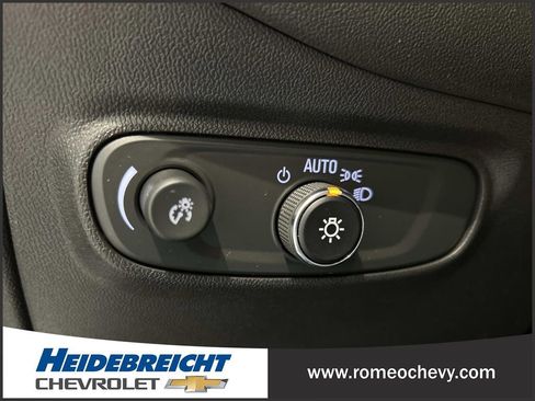 Certified 2024 Chevrolet Equinox LT w/ LPO, Floor Liner Package image 29