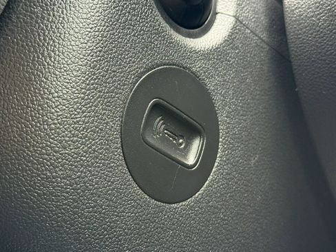 Used 2016 Volkswagen Jetta SE FWD image 37