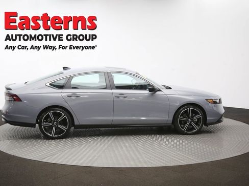 Used 2025 Honda Accord Sport image 45
