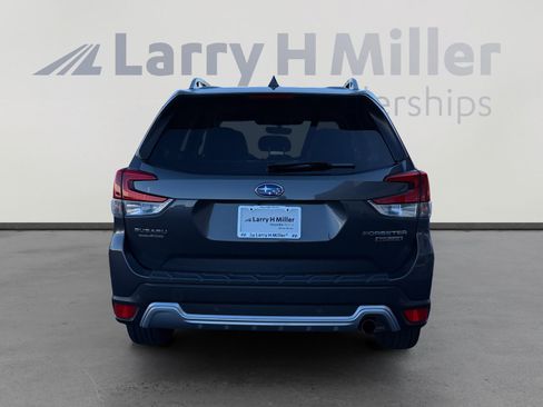 Used 2022 Subaru Forester Touring w/ Popular Package #3 AWD/4WD image 4