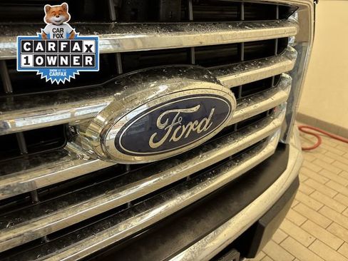 Used 2017 Ford F150 XLT w/ Equipment Group 302A Luxury image 10