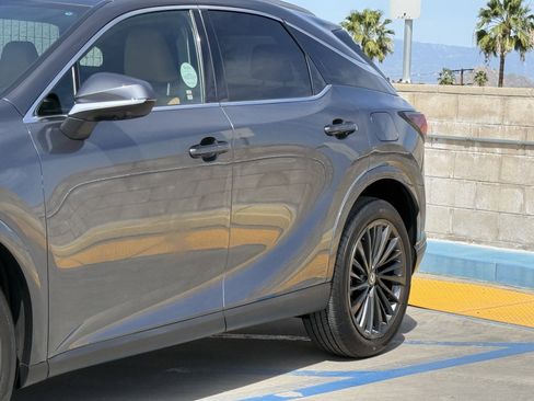Used 2025 Lexus RX 350 Premium w/ Convenience Package image 8