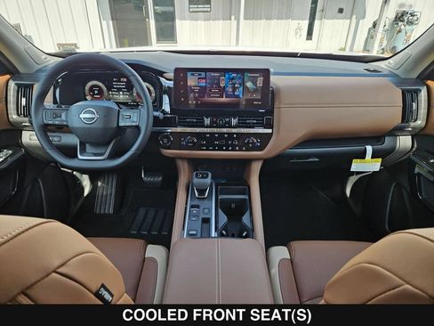 New 2026 Nissan Pathfinder Platinum FWD image 21