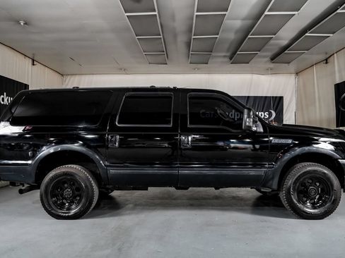 Used 2004 Ford Excursion Limited AWD/4WD image 5