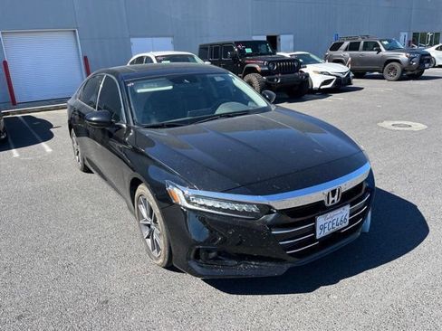 Used 2022 Honda Accord EX-L image 2