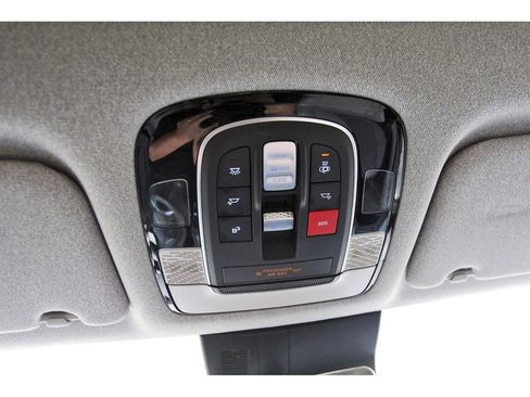 Used 2024 Hyundai Palisade Limited image 24