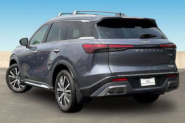 Certified 2023 INFINITI QX60 Sensory w/ Vision Package AWD/4WD image 4