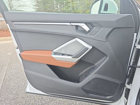 Used 2022 Audi Q3 2.0T Premium Plus w/ Premium Plus Package image 24