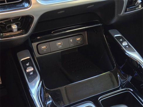 Certified 2021 Kia Sorento SX image 26