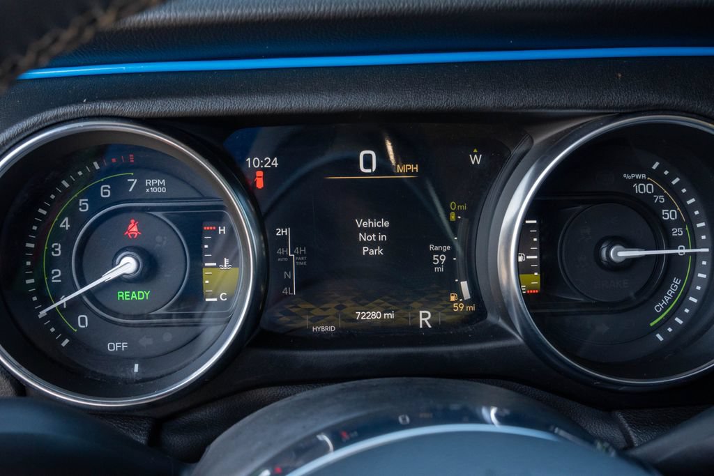 Used 2023 Jeep Wrangler Unlimited Sahara AWD/4WD image 28