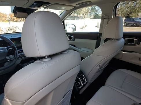 New 2026 Kia Sorento S FWD image 10