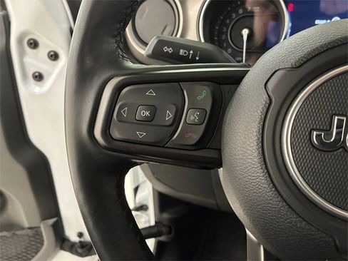 Used 2023 Jeep Wrangler Unlimited w/ Cold Weather Group image 23