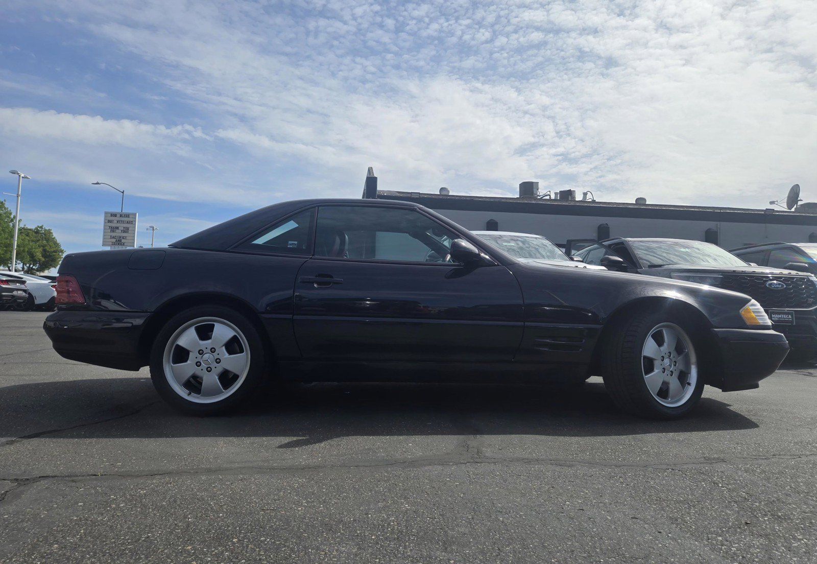 Used 2000 Mercedes-Benz SL 500 image 3
