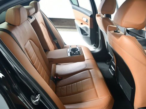 Used 2021 BMW 330i xDrive Sedan image 39