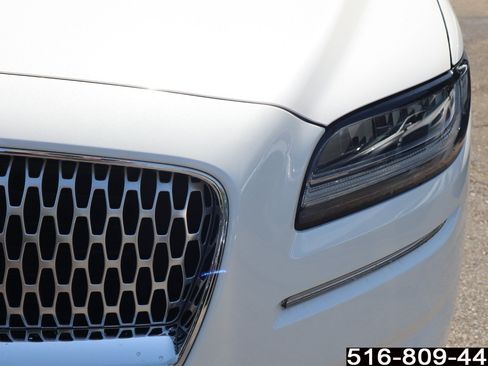 Used 2022 Lincoln Nautilus Reserve w/ Equipment Group 201A AWD/4WD image 9