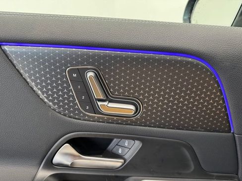 New 2025 Mercedes-Benz GLA 250 image 40