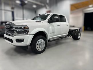 New 2025 RAM 4500 4x4 Crew Cab DRW w/ Laramie Trim Package video 1