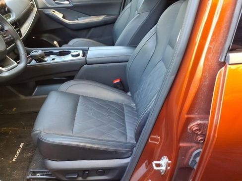 Used 2023 Nissan Rogue Platinum AWD/4WD image 9