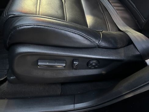 Used 2017 Honda CR-V Touring image 20