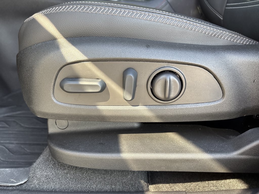 Used 2024 GMC Terrain Denali w/ LPO, Floor Liner Package AWD/4WD image 12