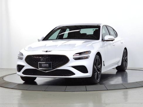 Used 2023 Genesis G70 3.3T w/ Sport Prestige Package AWD/4WD image 4
