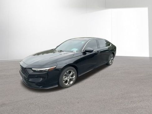 Used 2023 Honda Accord EX-L image 4