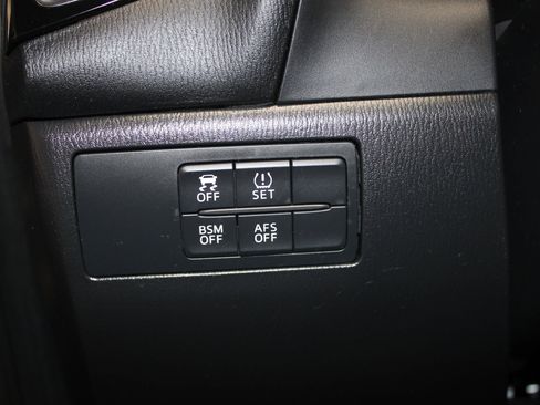 Used 2015 MAZDA MAZDA3 s Grand Touring image 11