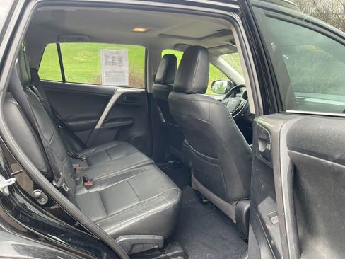 Used 2016 Toyota RAV4 LE AWD/4WD image 25