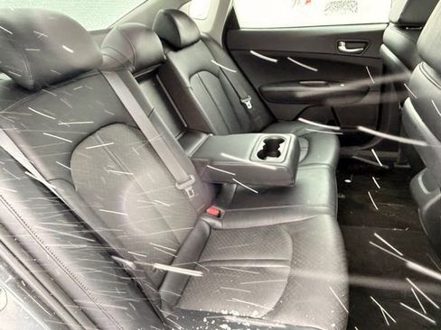 Used 2020 Kia Optima SE image 40