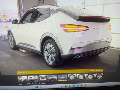 Certified 2025 Genesis GV60 RWD image 7
